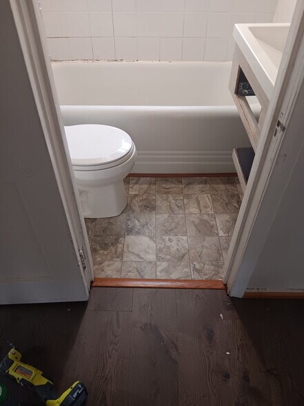 Building Photo - 3252 Isabelle St