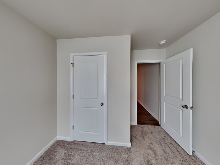 Building Photo - 123 Wayne Ln