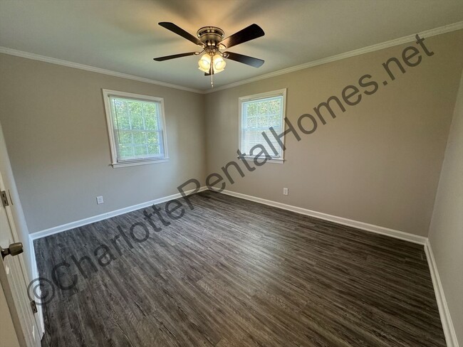 Building Photo - Renovated home in Bessemer City