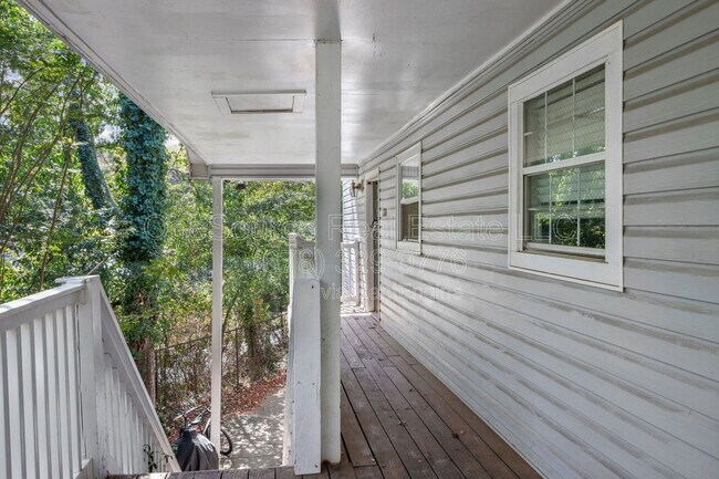 Building Photo - 2110 Augusta Dr