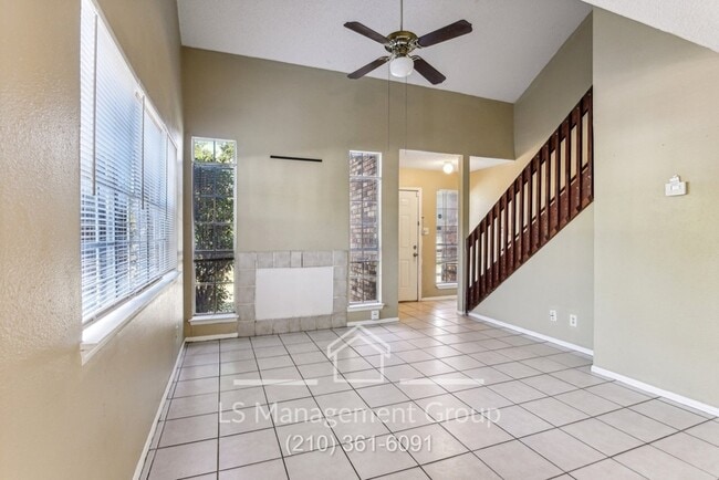 Building Photo - 6704 Windsor Hollow Dr