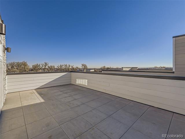 Building Photo - 12355 Farmview Ln