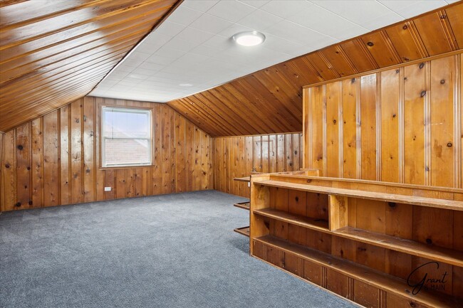 Building Photo - $1250 3 bedroom bungalow