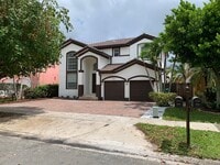 Building Photo - 14020 SW 152nd Terrace