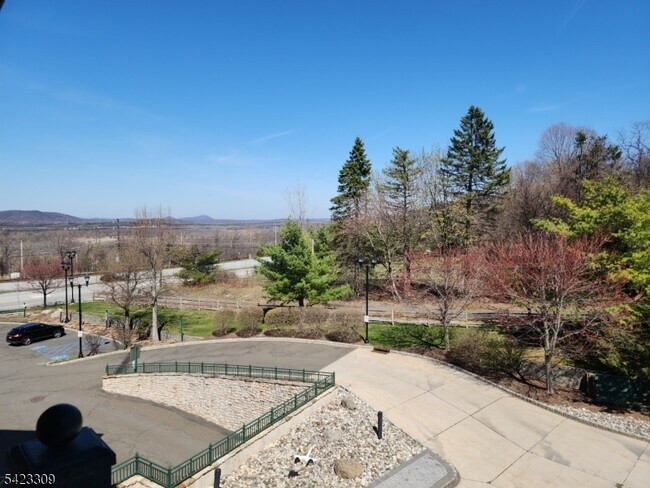 Building Photo - 200 NJ-94