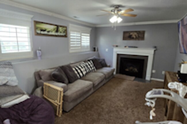 Building Photo - 1287 E 1000 S