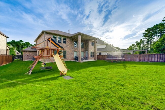 Building Photo - 4055 Woodland Meadow Dr