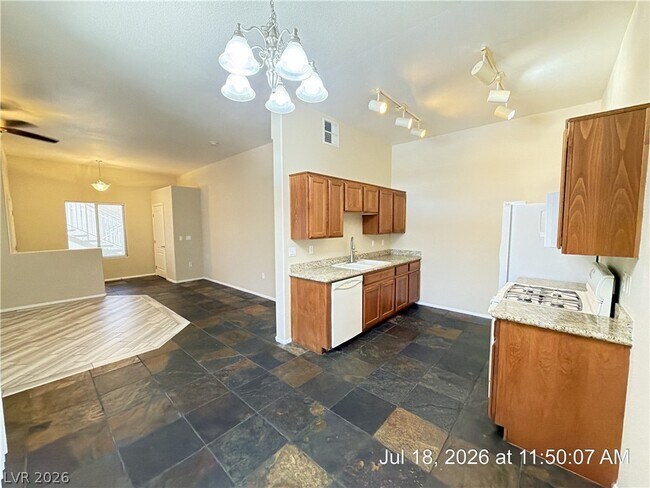 Building Photo - 8805 Jeffreys St