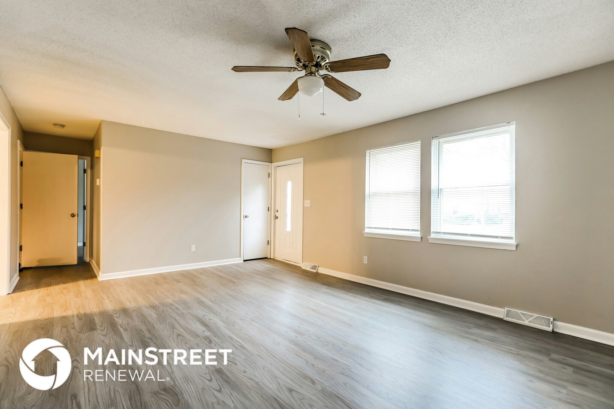 Building Photo - 11520 N Walnut St