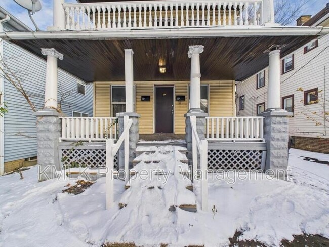 Building Photo - 2997 E 128th St