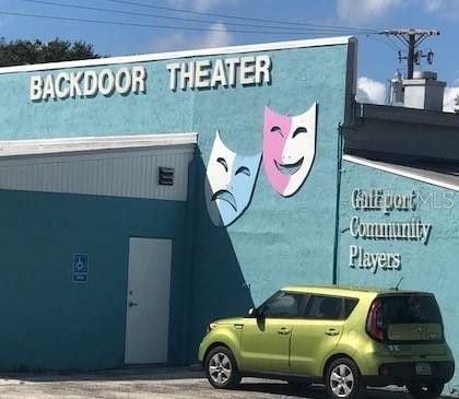 Building Photo - 5016 18th Ave S