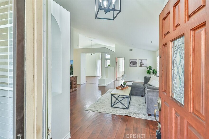 Building Photo - 2515 Callahan Ave