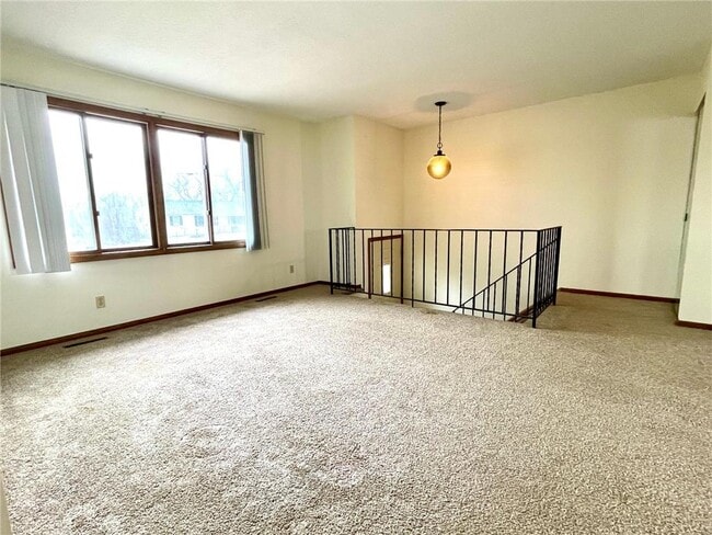 Building Photo - 6166 Upper 51st St N