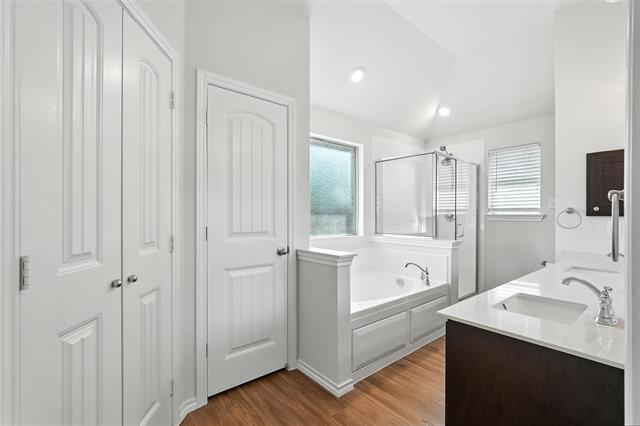 Building Photo - 1708 Tobin Dr