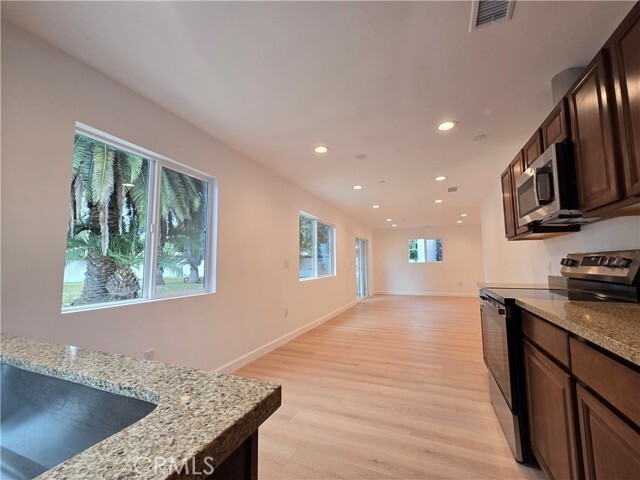 Building Photo - 14756 Lemay St