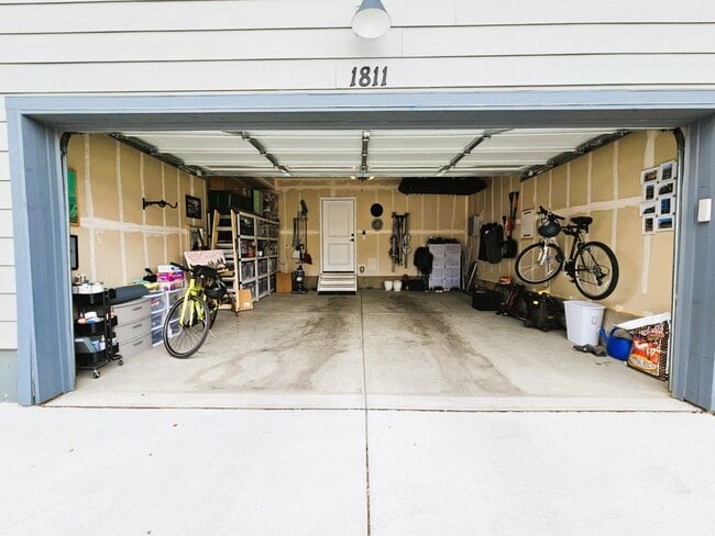 Building Photo - Great Townhome in Fort Collins