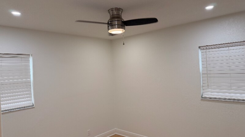 Building Photo - 8708 N Pawnee Ave