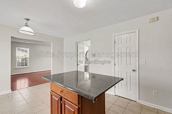 Building Photo - 1716 Starling Ct