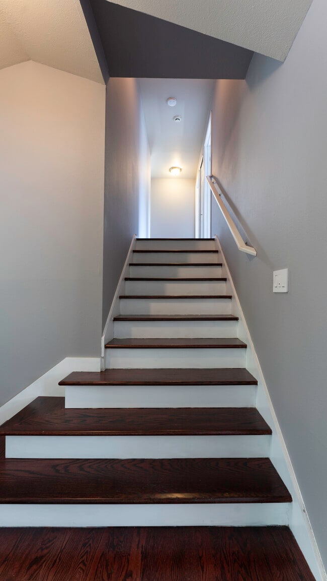 Building Photo - 18135 160th Ave SE