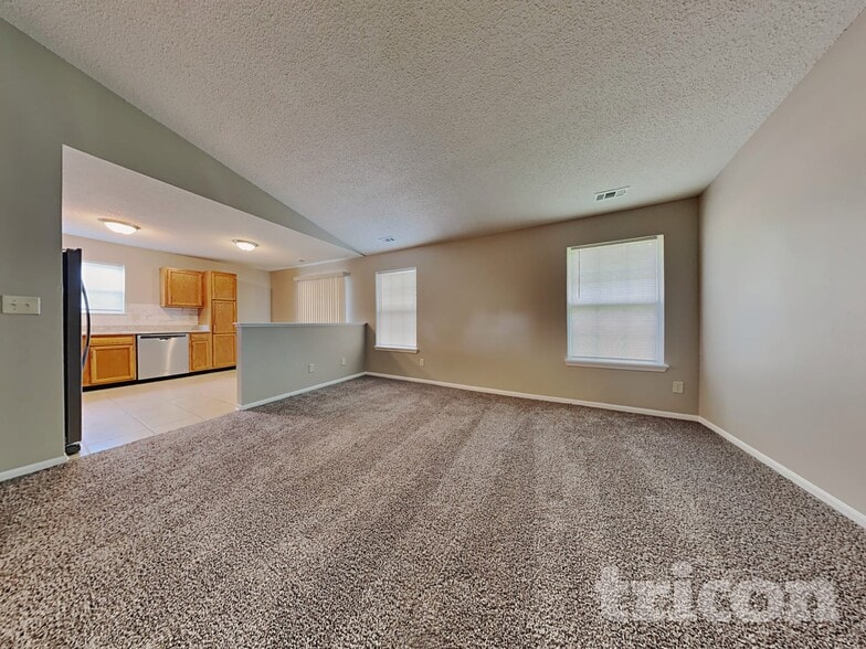 Building Photo - 4900 Hunters Run