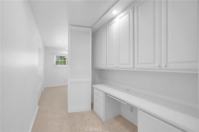 Building Photo - 4031 N Virginia Rd