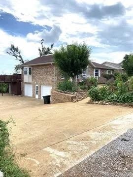 Building Photo - 7918 Holly Hills Dr
