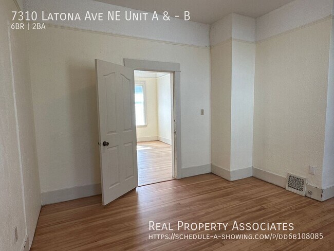 Building Photo - 7310 Latona Ave NE