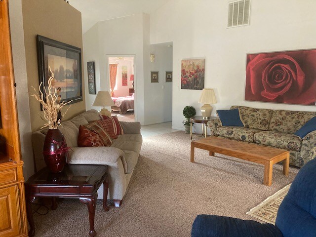 Building Photo - 1807 Desert Dawn Dr