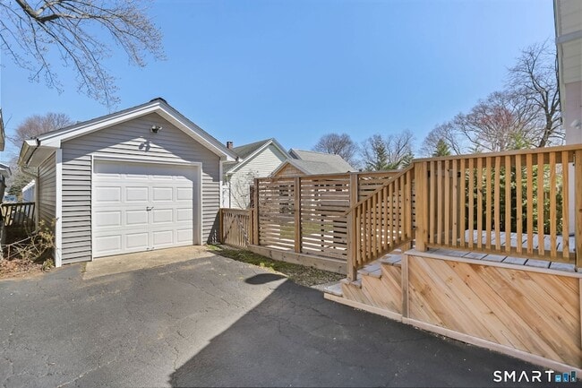 Building Photo - 62 Glenwood Ave