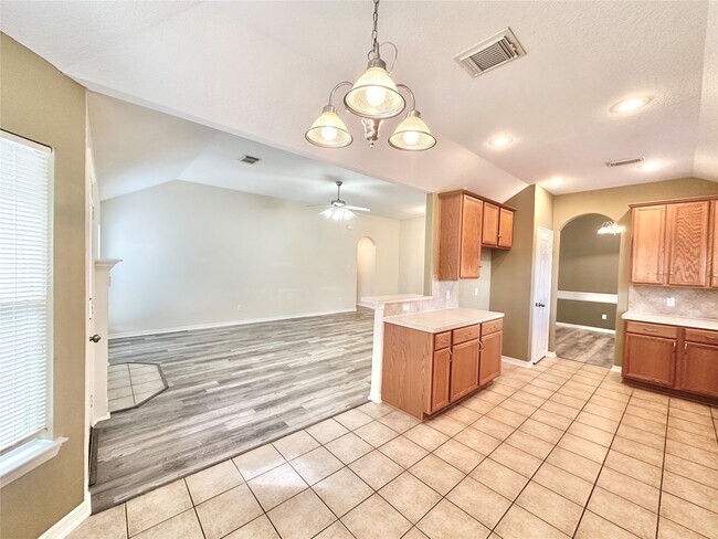 Building Photo - 20203 Goss Hollow Ln