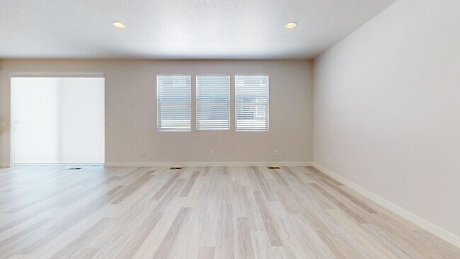 Building Photo - Fabulous 5-Bedroom Corner House with Large Yard