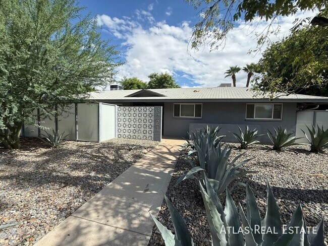 Primary Photo - 6221 N 13th Pl