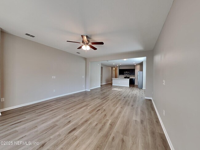 Building Photo - 164 Bloomfield Wy