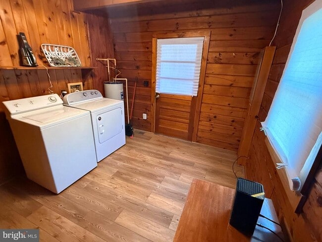 Building Photo - 23581 Belmar Dr