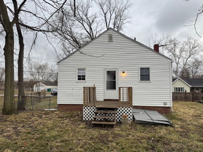 Building Photo - 2 Bedroom, 1 Bath Bungalow in Moraine