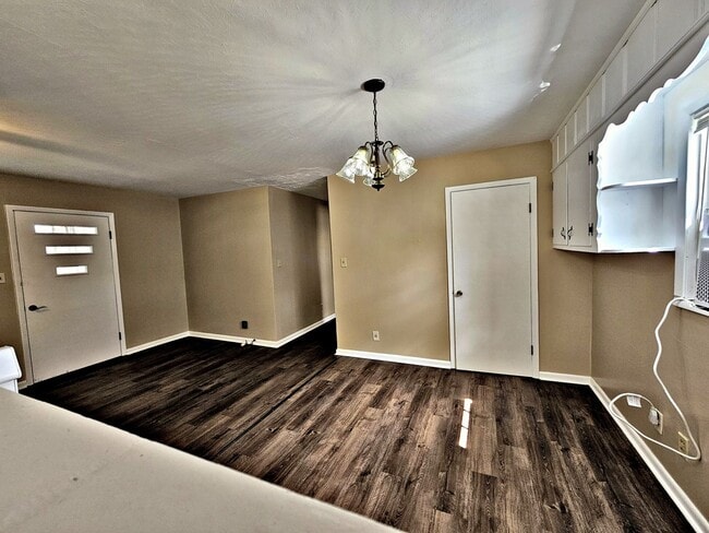 Building Photo - ***MOVE IN SPECIAL***3BR House - Courtland