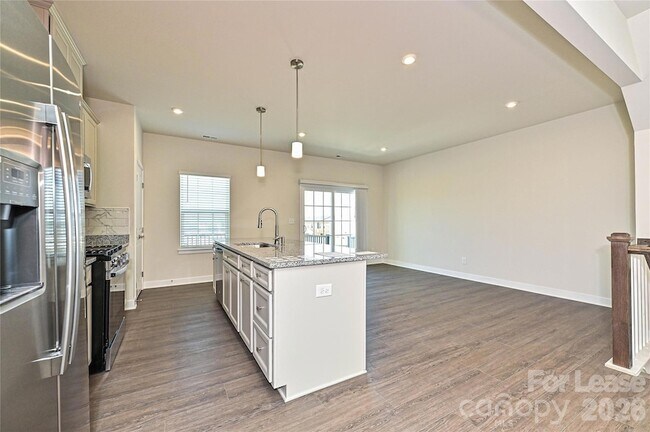 Building Photo - 7637 Griffins Gate Dr SW