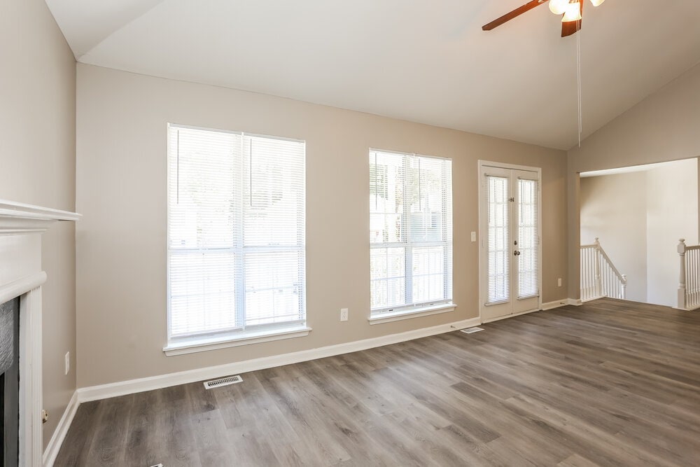 Building Photo - 4097 Sweetsprings Terrace SW