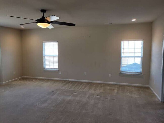Building Photo - 509 Ackerman Ln