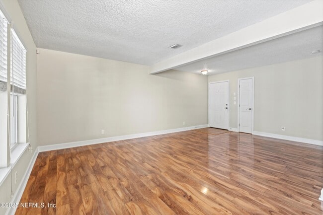 Building Photo - 3434 Blanding Blvd