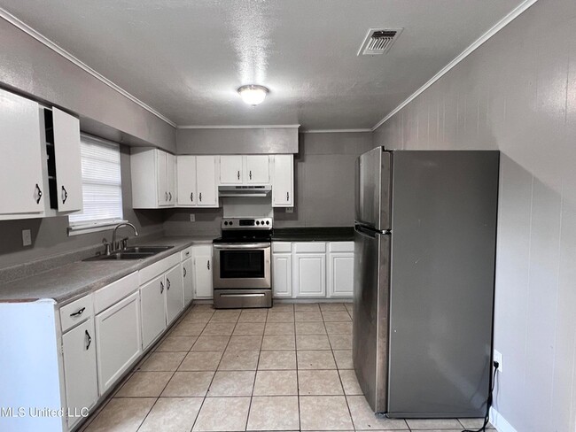 Building Photo - 11520 Klein Rd