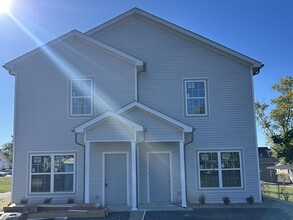 Building Photo - 5317 Nashville Rd