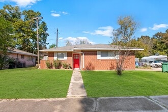 Building Photo - 1802 Mosher Ln