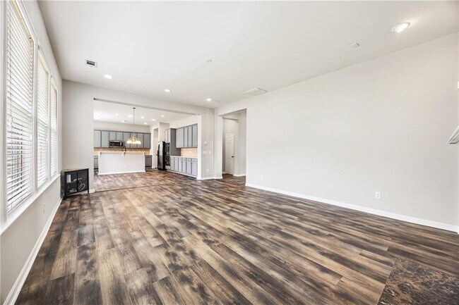 Building Photo - 4381 Challedon Dr