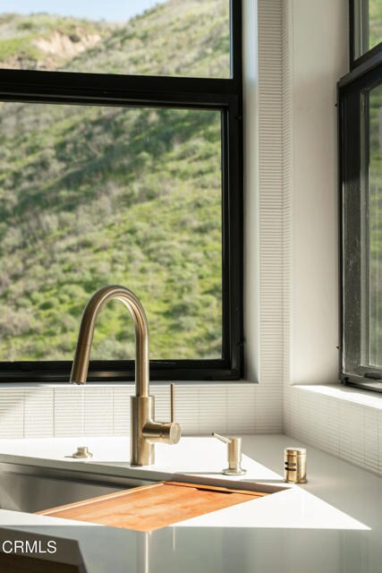 Building Photo - 314 N Kalorama St