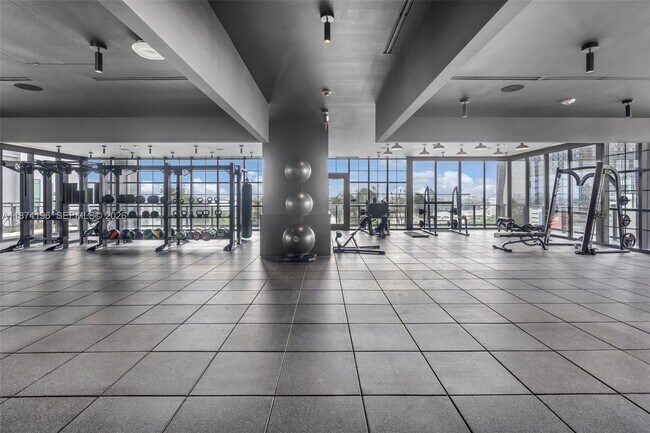 Building Photo - 159 NE 6th St