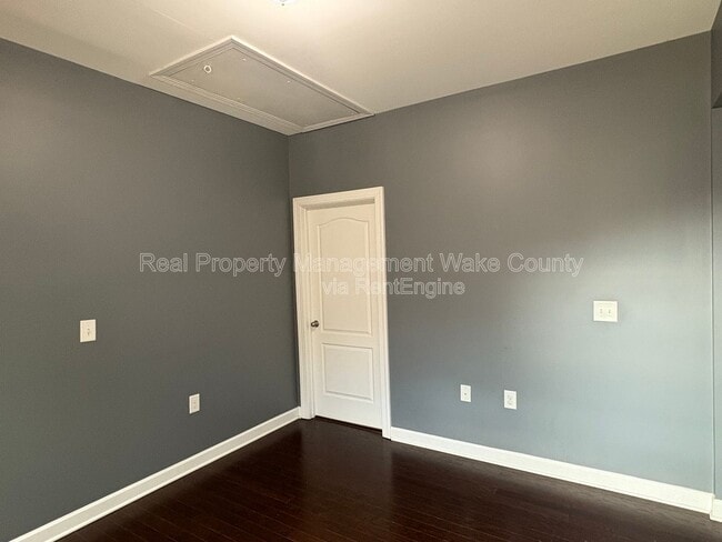 Building Photo - 441 Liberty Hill Pass