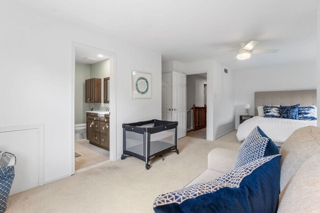 Building Photo - 3 Bd / 2.5 Bth Council Rock Townhome