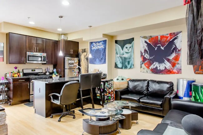 Building Photo - 1123 Leopard St