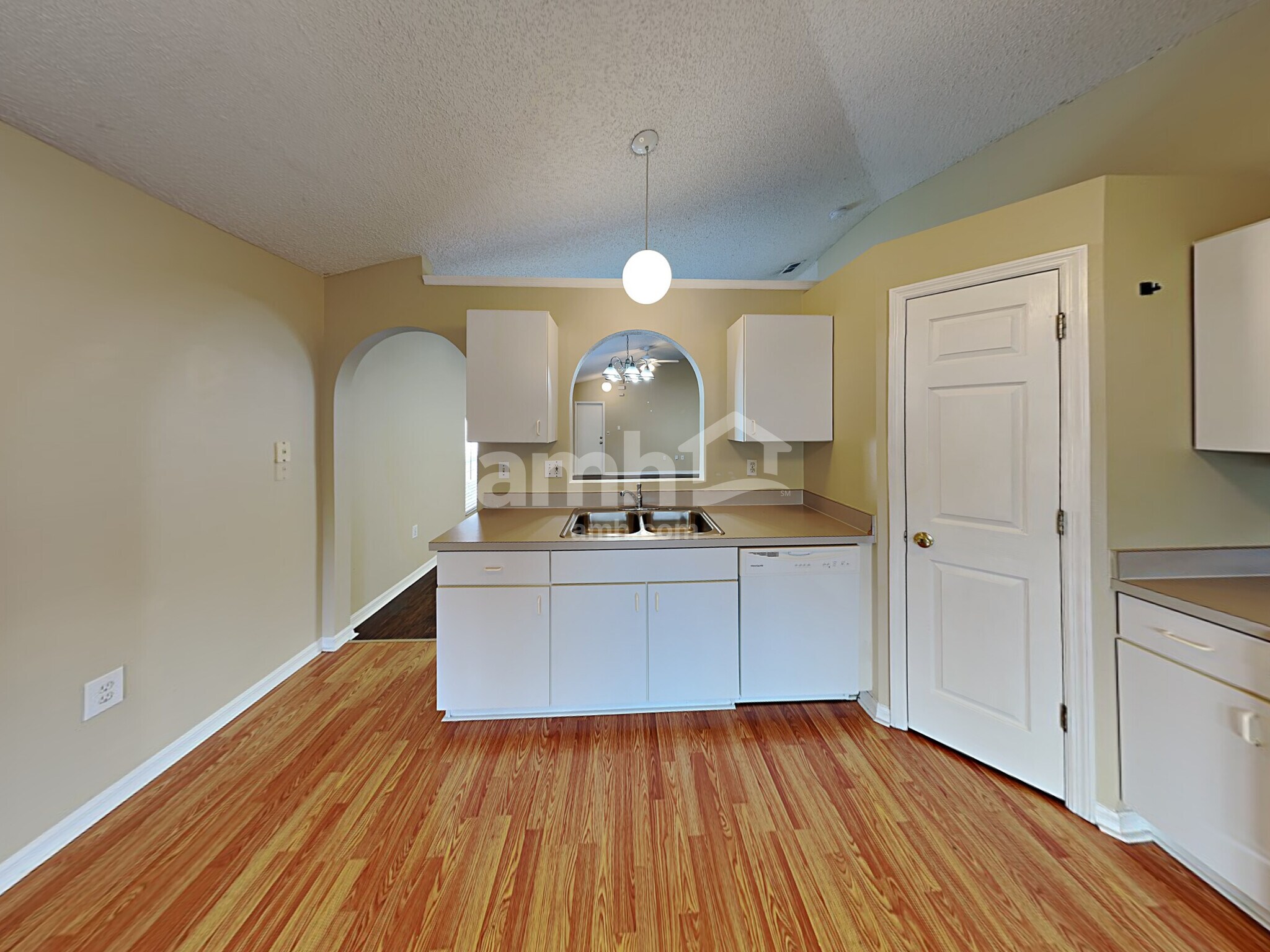 Building Photo - 2724 Maderia Cir